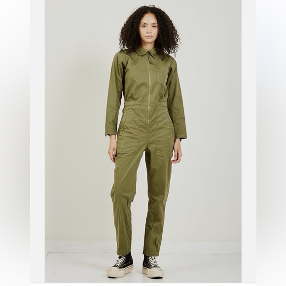 Alex Mill Pants - Alex Mill sage green zipper jumpsuit with adjustable waist buttons for cinching